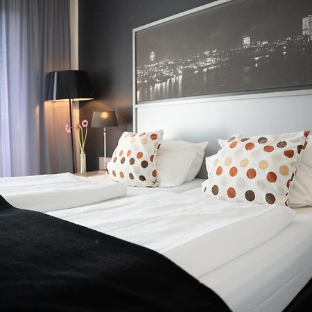 Hotel Medo Koeln Esterno foto