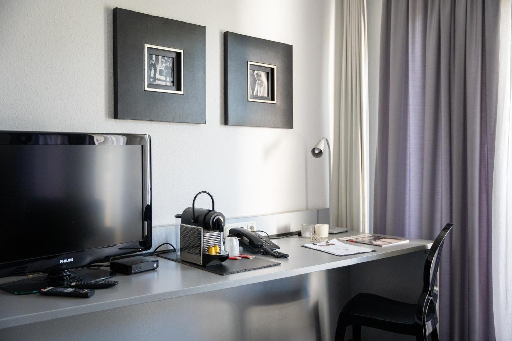 Hotel Medo Koeln Esterno foto