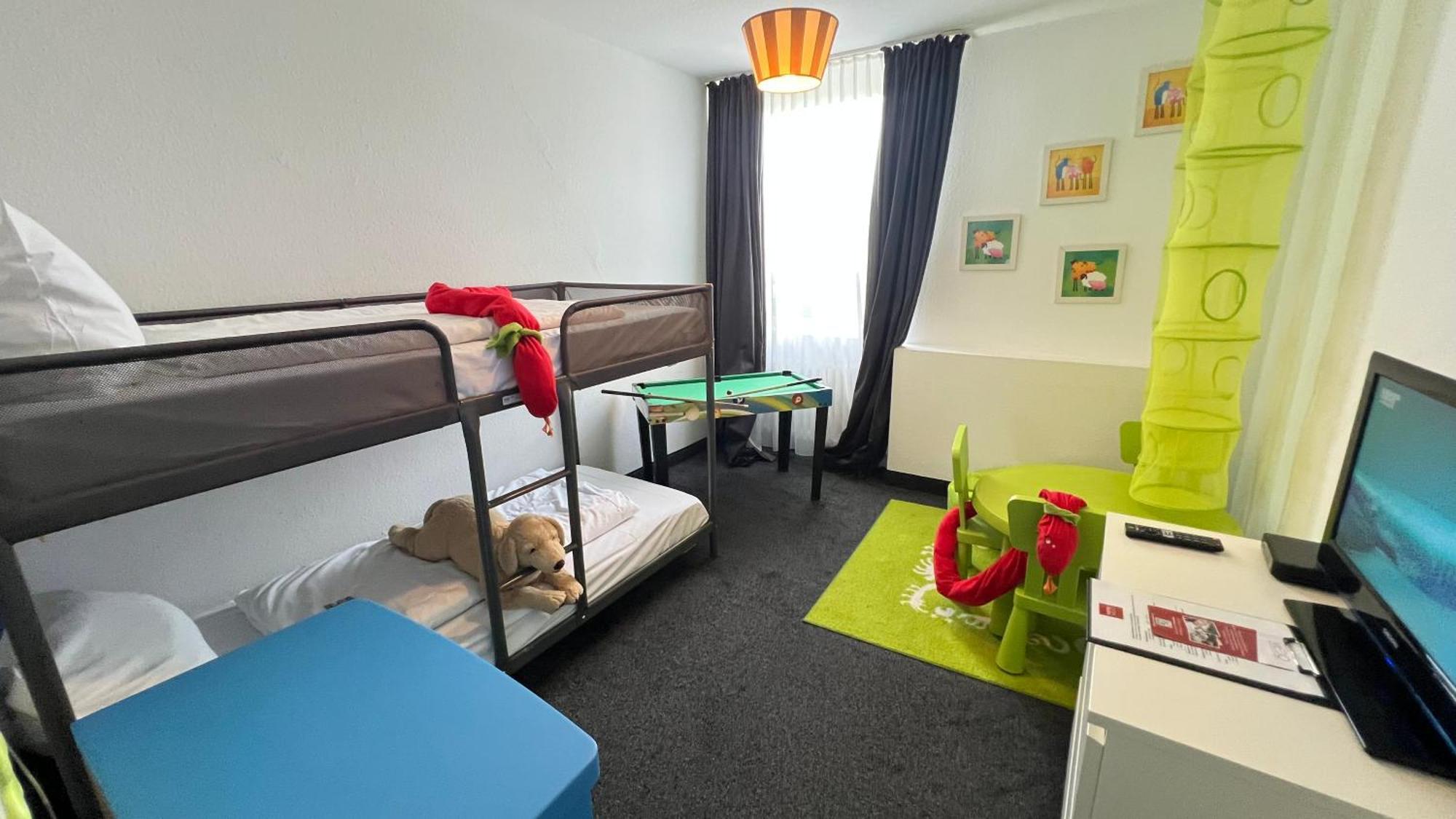 Hotel Medo Koeln Esterno foto